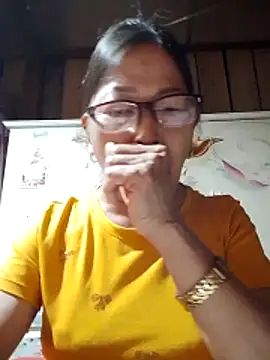 Snapshot of Sky-rain98 chatting on June 11, 2026, 8:06 pm Sky-rain98 online show from June 11, 2026, 8:06 pm