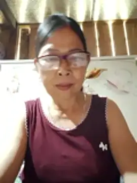Snapshot of Sky-rain98 chatting on June 1, 2026, 7:52 am Sky-rain98 online show from June 1, 2026, 7:52 am