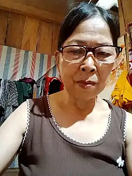 Snapshot of Sky-rain98 chatting on June 7, 2026, 9:03 am Sky-rain98 online show from June 7, 2026, 9:03 am