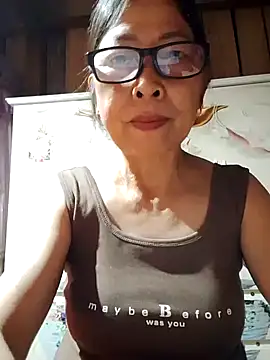 Snapshot of Sky-rain98 chatting on April 30, 2026, 8:49 pm Sky-rain98 online show from April 30, 2026, 8:49 pm