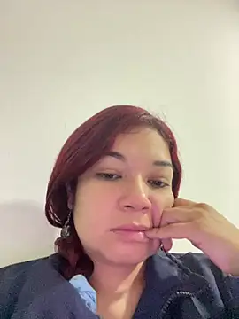 Snapshot of PaulaVegaa chatting on May 3, 2026, 10:53 am PaulaVegaa online show from May 3, 2026, 10:53 am