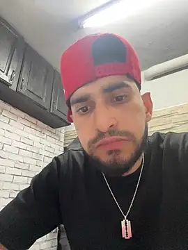 chuly00 online show from March 4, 2026, 5:31 pm