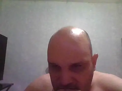 Snapshot of Heavy_RebellxX chatting on March 17, 2026, 4:15 am Heavy RebellxX online show from March 17, 2026, 4:15 am