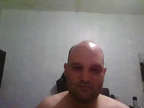 Snapshot of Heavy_RebellxX chatting on March 24, 2026, 4:45 am Heavy RebellxX online show from March 24, 2026, 4:45 am
