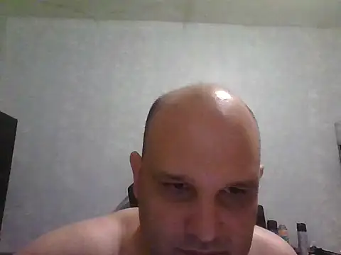 Snapshot of Heavy_RebellxX chatting on March 18, 2026, 7:33 am Heavy RebellxX online show from March 18, 2026, 7:33 am