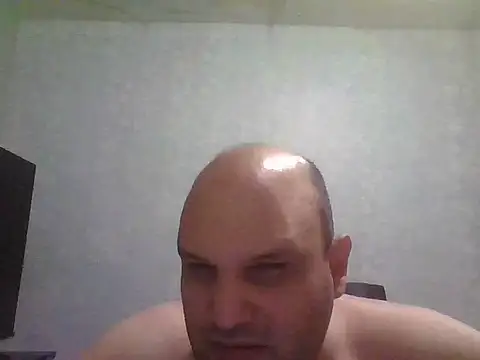 Snapshot of Heavy_RebellxX chatting on March 28, 2026, 3:29 am Heavy RebellxX online show from March 28, 2026, 3:29 am