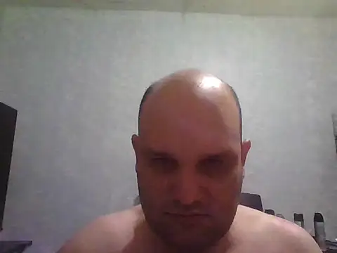 Snapshot of Heavy_RebellxX chatting on March 27, 2026, 4:32 am Heavy RebellxX online show from March 27, 2026, 4:32 am