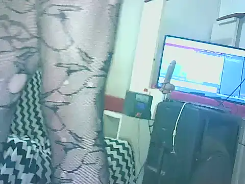 naomitrans32 online show from March 23, 2026, 3:50 am