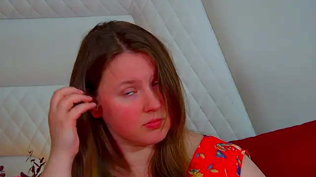 MelodyMoores online show from April 13, 2026, 6:28 am