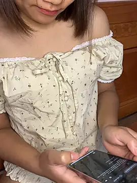 Belle 019 online show from March 5, 2026, 1:13 am