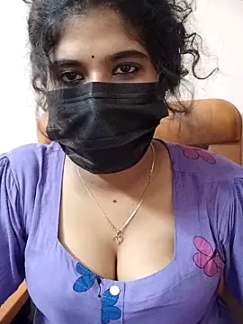 Sunitha28 online show from April 7, 2026, 7:37 pm