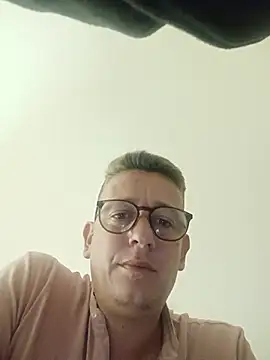 Snapshot of minibt chatting on June 23, 2026, 9:57 pm minibt online show from June 23, 2026, 9:57 pm