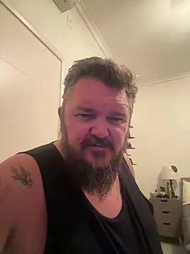 bigbear345k online show from May 14, 2026, 2:52 am