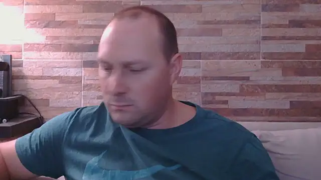 lustonfan online show from June 15, 2026, 9:25 pm