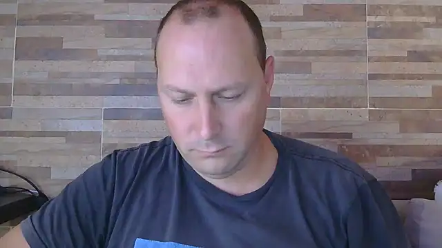 lustonfan online show from April 9, 2026, 12:44 pm