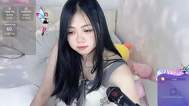 Noelle-2007 online show from April 23, 2026, 7:04 am