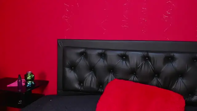 Snapshot of ailyn-15 chatting on March 4, 2026, 9:00 pm ailyn-15 online show from March 4, 2026, 9:00 pm