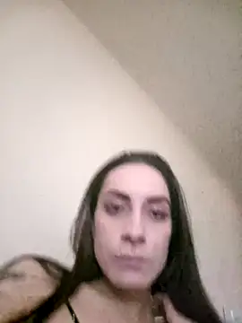 chiara-mario online show from May 4, 2026, 3:48 pm