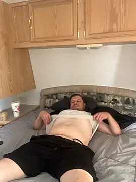 Snapshot of Lovemonsta69 chatting on March 4, 2026, 8:05 pm Lovemonsta69 online show from March 4, 2026, 8:05 pm