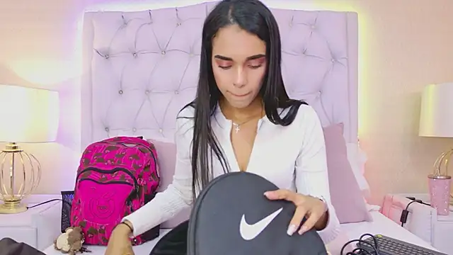 MeganRoseh online show from April 4, 2026, 8:04 pm