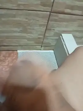 josue23cm online show from May 22, 2026, 12:08 am