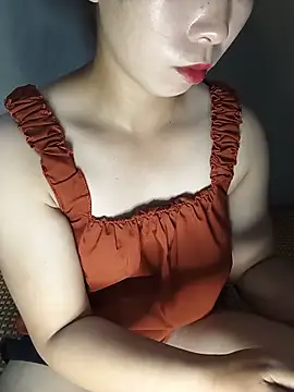 Snapshot of Fiona_2026 chatting on June 19, 2026, 1:33 am Fiona 2026 online show from June 19, 2026, 1:33 am