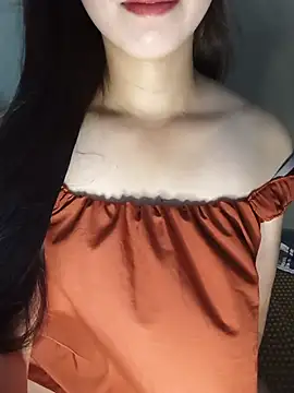 Snapshot of Fiona_2026 chatting on July 24, 2026, 9:27 am Fiona 2026 online show from July 24, 2026, 9:27 am