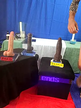 FantasyMan-BiWM online show from March 17, 2026, 4:59 am