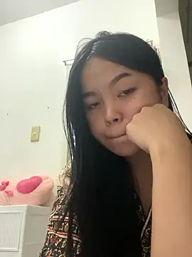 Dancinginfirelight online show from March 5, 2026, 9:50 am