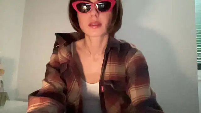 Snapshot of SlowVenomXX chatting on March 30, 2026, 11:55 am SlowVenomXX online show from March 30, 2026, 11:55 am