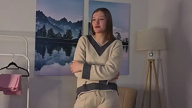 LeonorQuintana online show from March 7, 2026, 4:30 am