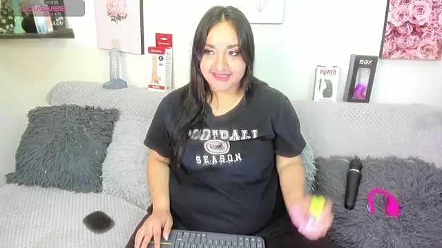 Lele 669 online show from May 15, 2026, 1:47 am