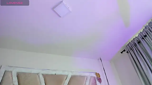 Lele 669 online show from April 8, 2026, 2:18 pm