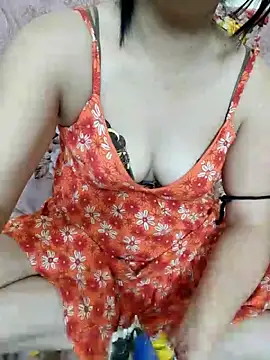 Manisha-Rai online show from April 28, 2026, 2:32 pm