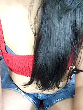 Manisha-Rai online show from April 22, 2026, 9:21 pm