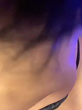 Issa pinkk online show from March 24, 2026, 7:47 pm