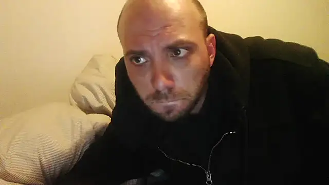 Snapshot of experiencelove chatting on May 7, 2026, 10:24 pm experiencelove online show from May 7, 2026, 10:24 pm