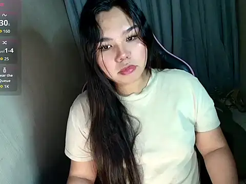 urasian prettyrica online show from June 12, 2026, 4:32 am