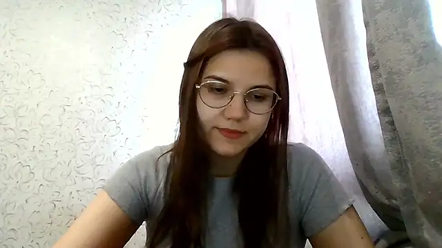 Snapshot of Aurora_Breeze chatting on June 13, 2026, 9:40 am Aurora Breeze online show from June 13, 2026, 9:40 am