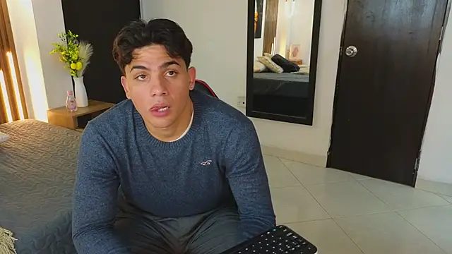 MrAdonis  online show from April 15, 2026, 7:58 pm