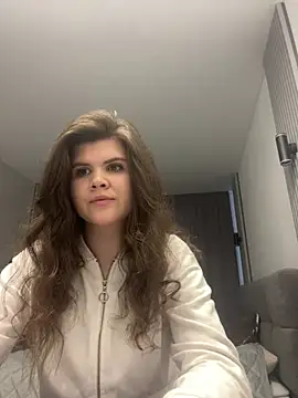 Dreamy Mia  online show from March 6, 2026, 2:56 pm