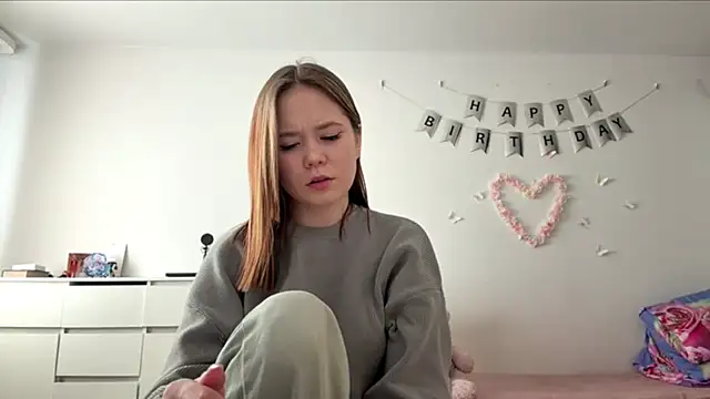 XeniaBerber online show from March 9, 2026, 10:19 am