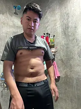 GoldenM95 online show from April 3, 2026, 6:14 pm