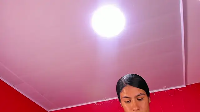 ailyn-18 online show from March 6, 2026, 11:55 pm