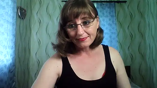 Snapshot of Alisaprice077 chatting on June 12, 2026, 10:02 am Alisaprice077 online show from June 12, 2026, 10:02 am
