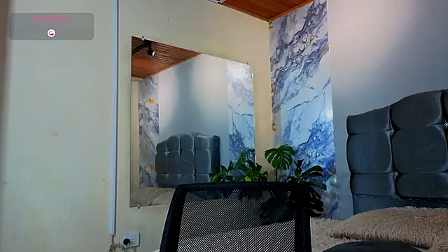 Luchoplayboy online show from March 27, 2026, 3:37 am