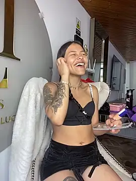 Cloe pink1 online show from March 17, 2026, 1:58 pm