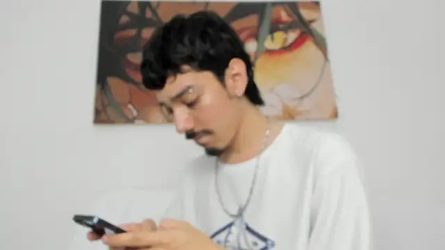 finn jackson online show from April 17, 2026, 7:49 pm