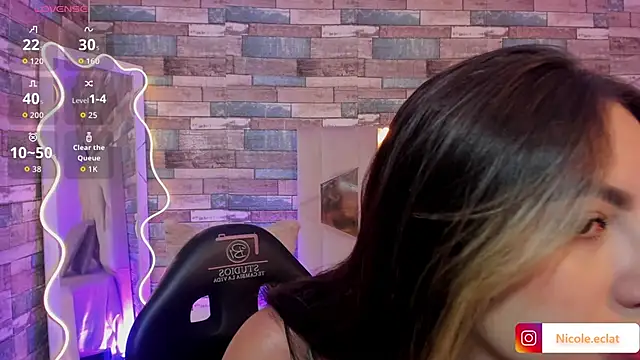 cloe 1tay online show from April 23, 2026, 3:13 am