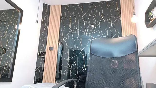 Snapshot of ValeriHot_1 chatting on June 3, 2026, 2:34 am ValeriHot 1 online show from June 3, 2026, 2:34 am
